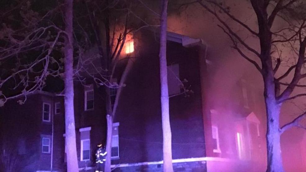 Keokuk fire crews respond to apartment fire KHQA