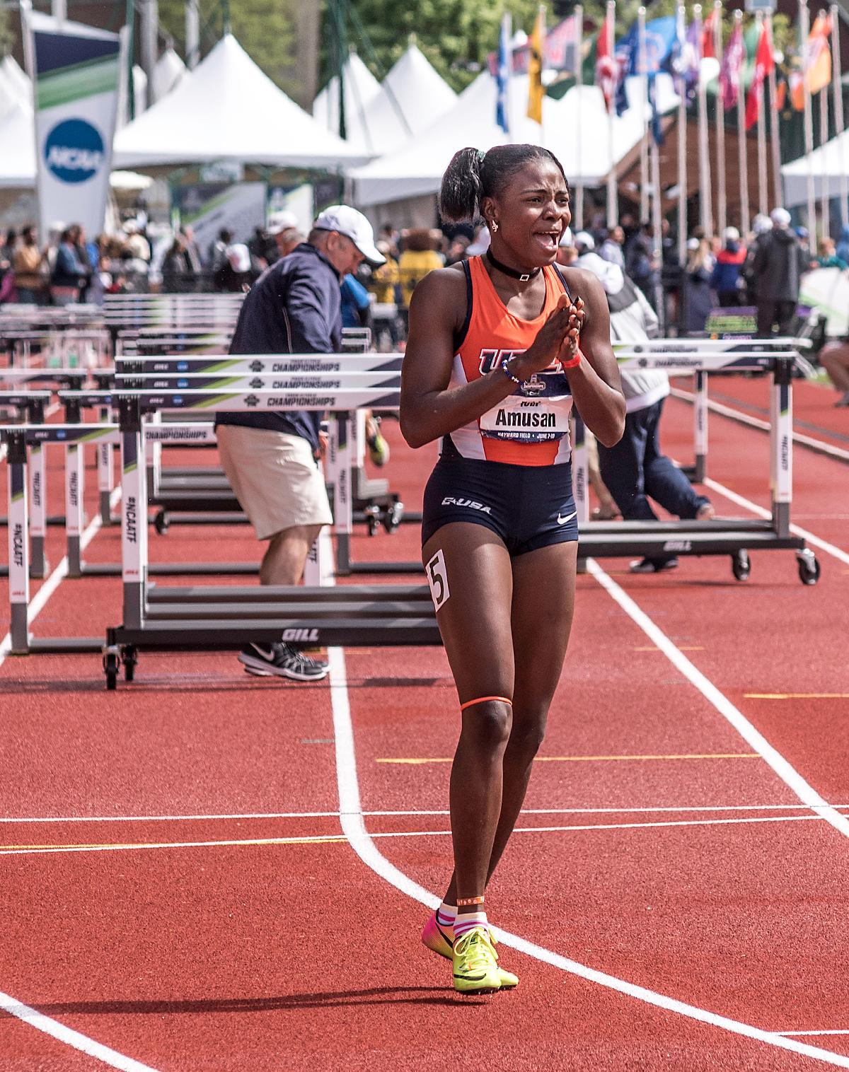Photos Oregon women make history at NCAA track and field championships