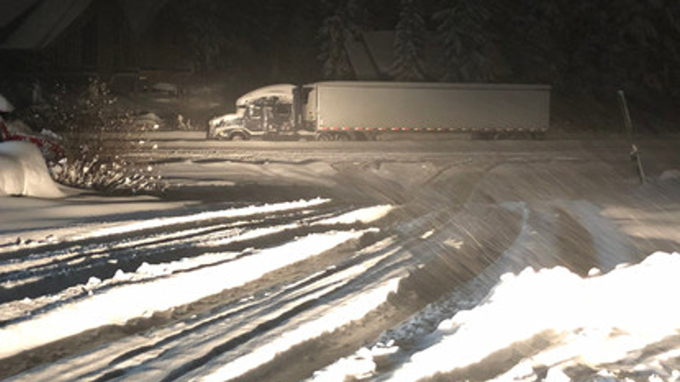 LISTEN: John Carlson Show, Nov25--7am hour