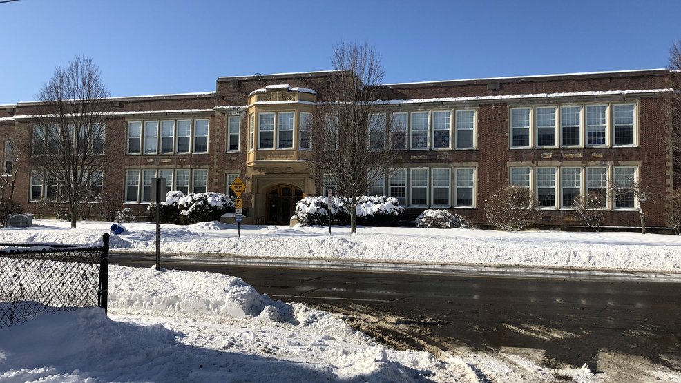Portland considers reconfiguring district's elementary schools WGME
