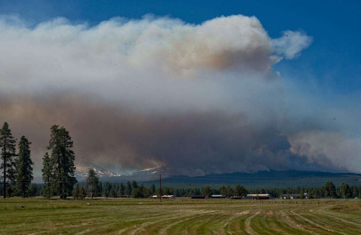 Milli Fire Forces Evacuations Near Sisters; Lane County Firefighters On ...