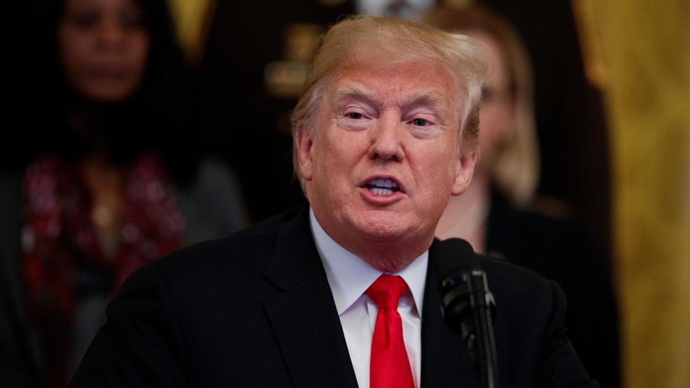 Trump Opioids AP18297698514874.jpg