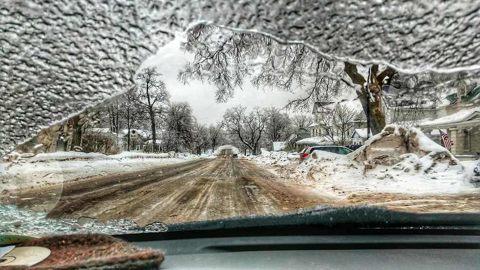 Caution urged amid ice storm in Michigan's Upper Peninsula WEYI