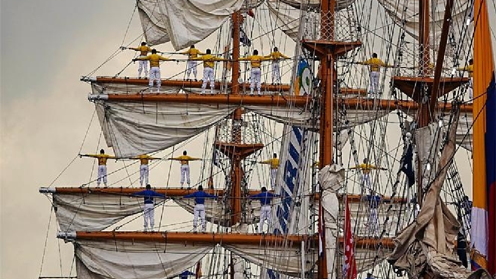 Photos Picturesque tall ships hoist sail in Amsterdam harbor KCBY