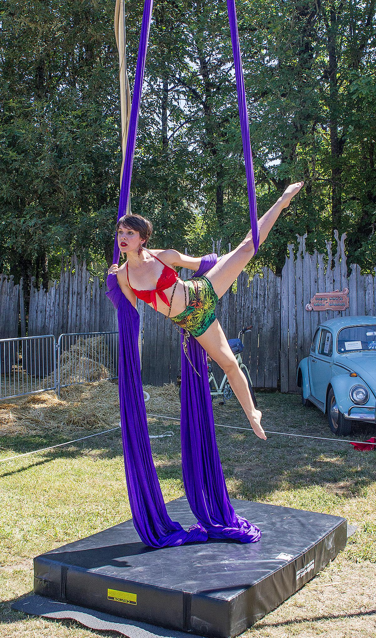 Costumes Of The Oregon Country Fair Kcby 