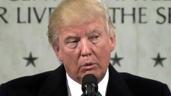 Sen. Franken says Trump's mental health is questioned by GOP colleagues