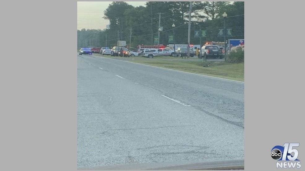 Marlboro County teen dies following car crash WPDE