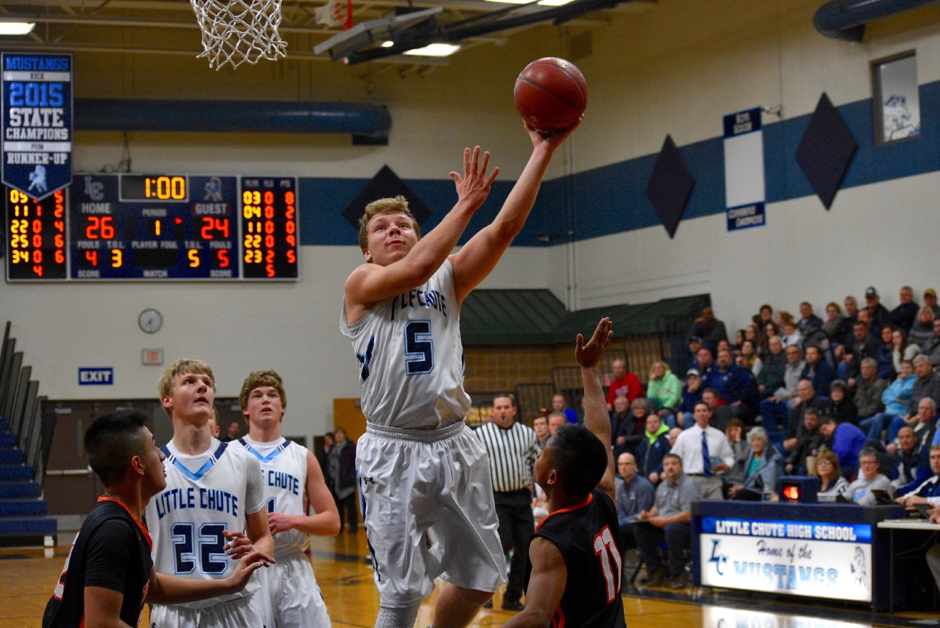 Photos Clintonville at Little Chute boys basketball WLUK
