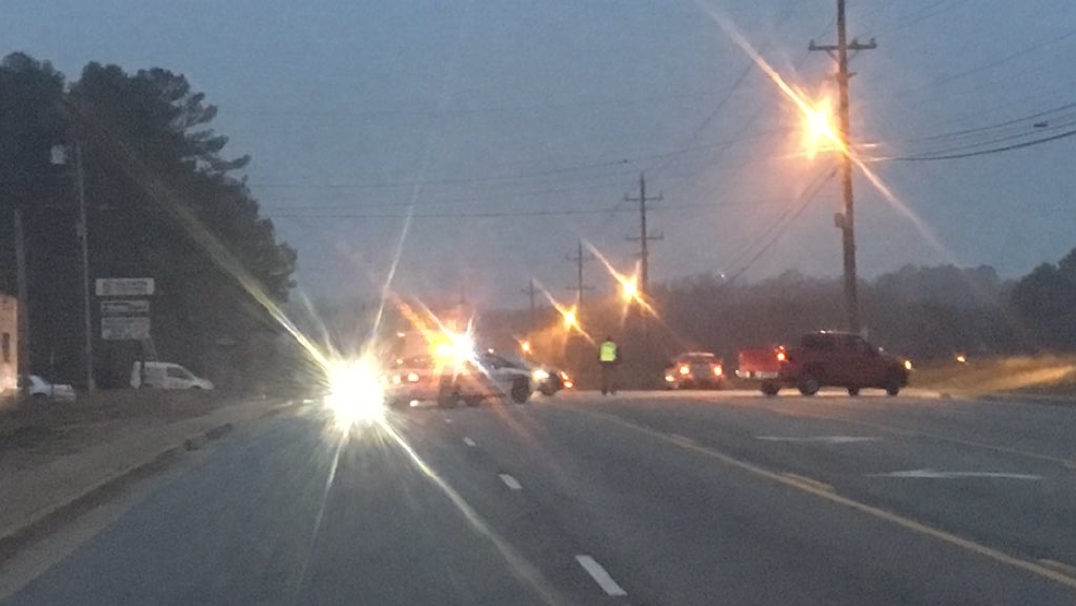 Deadly accident closes Bonny Oaks Drive | WTVC Deadly accident closes Bonny Oaks Drive | WTVC