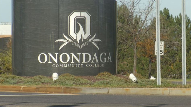 SUNY eliminates application fee for low-income students