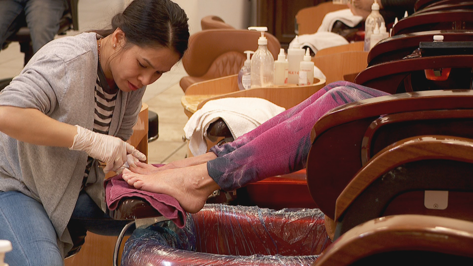 Find Nail Salon - jaleedesign